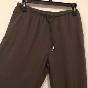 Divided H&M green/grey pants size 6
